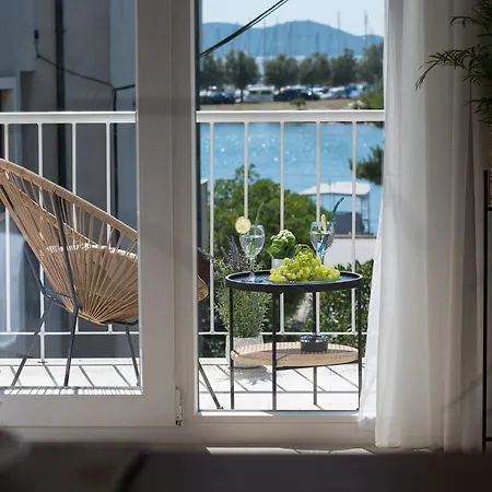 Sea View Terrace 扎达尔